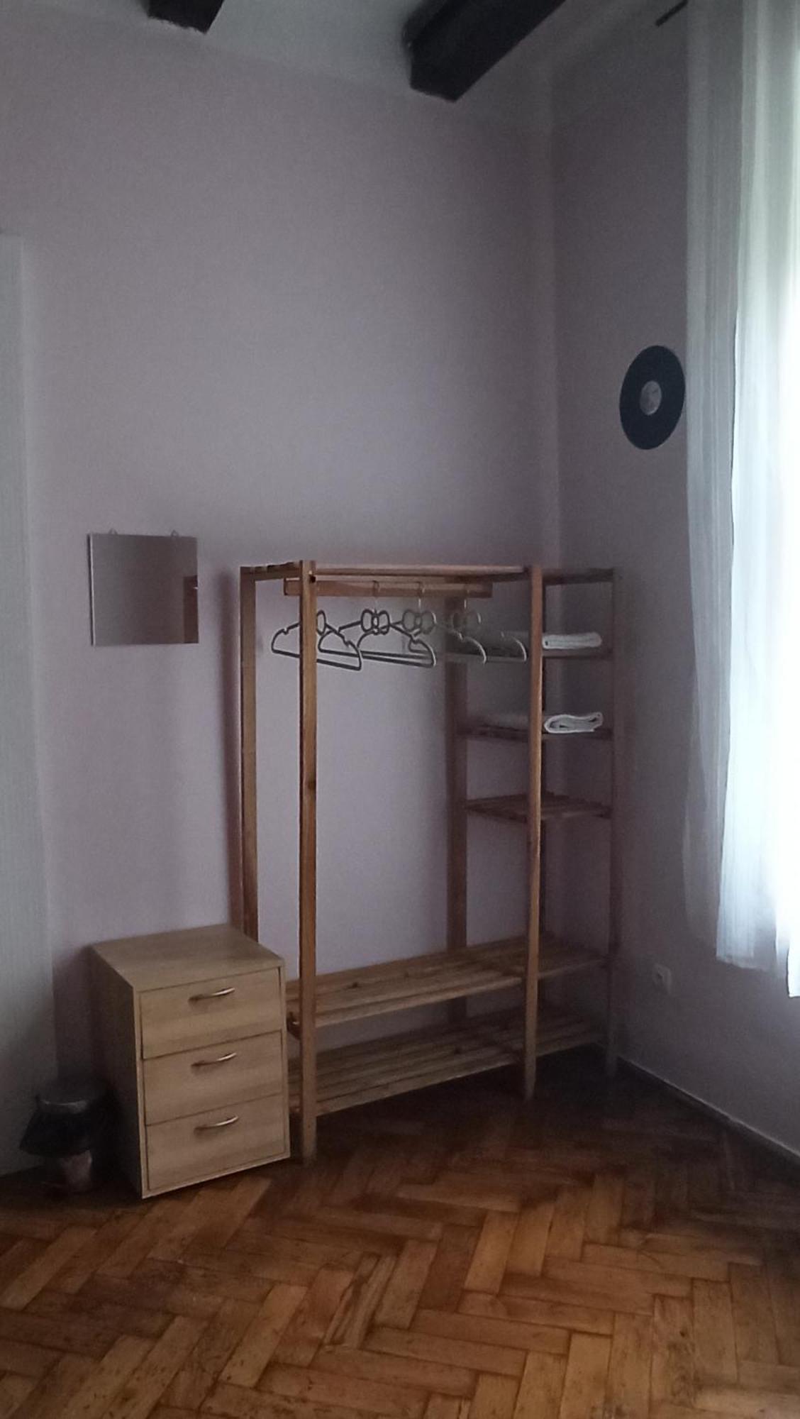 Willa Retro Hostel クラクフ エクステリア 写真